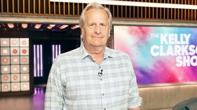 Jeff Daniels, Hannah Einbinder, John Green, Hannah Marks, Lauren & Seth Rogen still